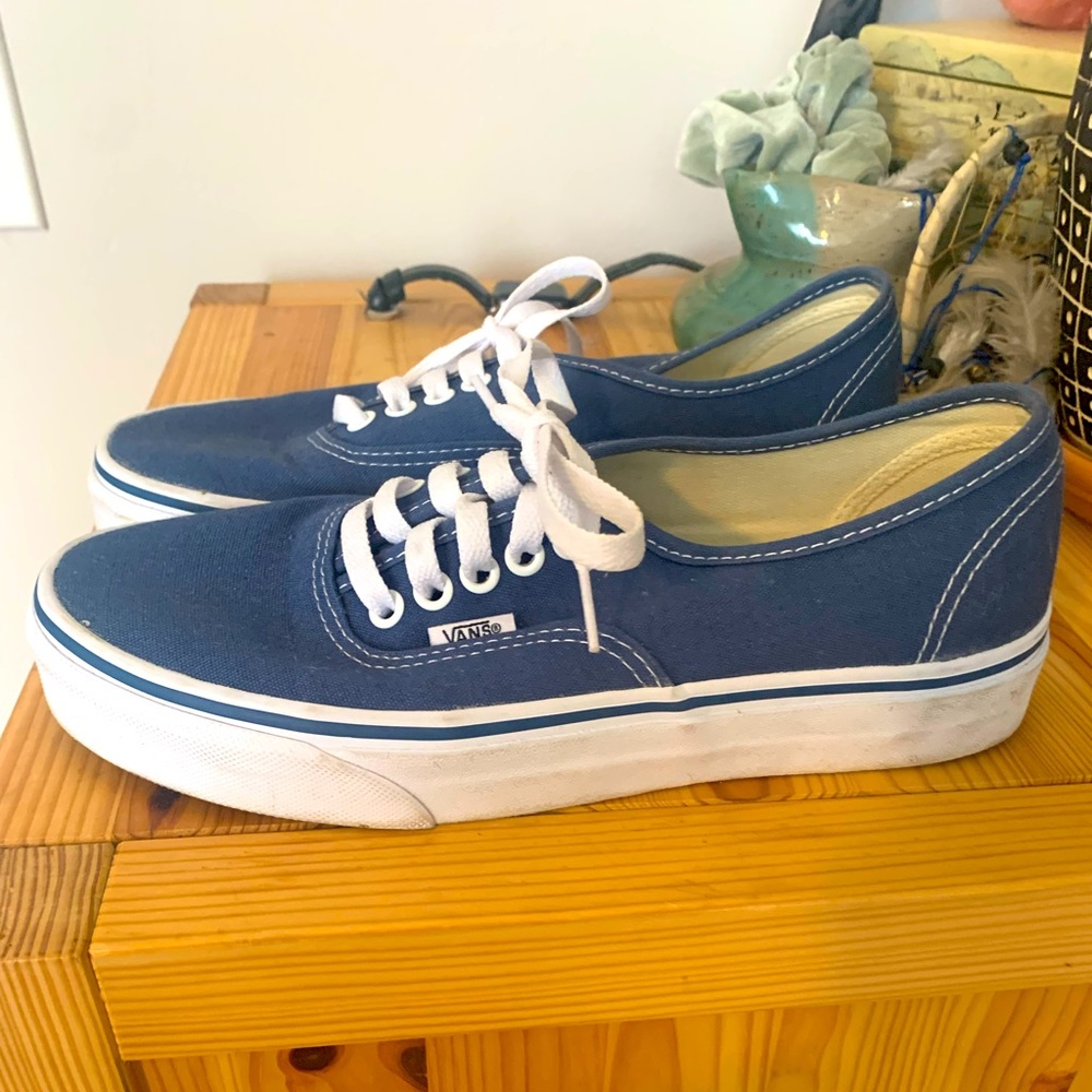 Size 8 blue Vans
